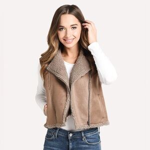 BB Dakota Jack Women's Back in Time faux suede and shearling vest